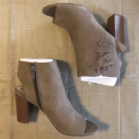 Circus By Sam Edelman Edna Taupe High Heel Booties Size 10 - Picture 4 of 11